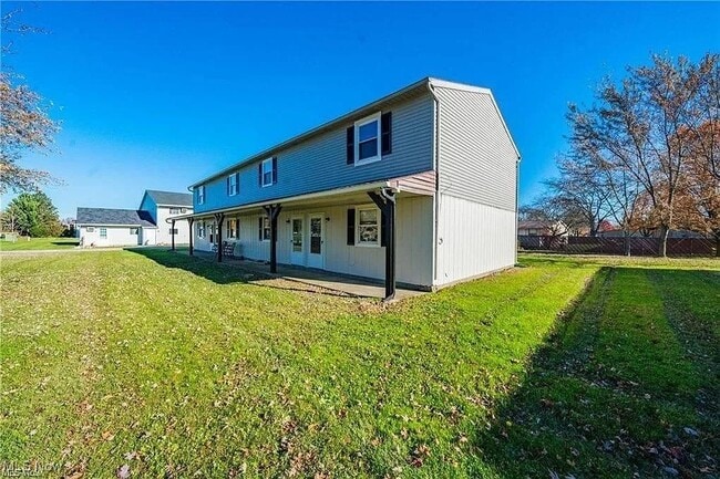 Building Photo - 221 Brunswick Dr