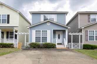 Building Photo - 824 Folmar St