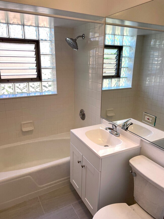 Foto del edificio - 1334 Woodview Ln