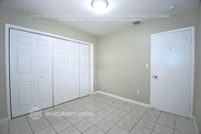 Foto del edificio - 5115 SW 112th Ave