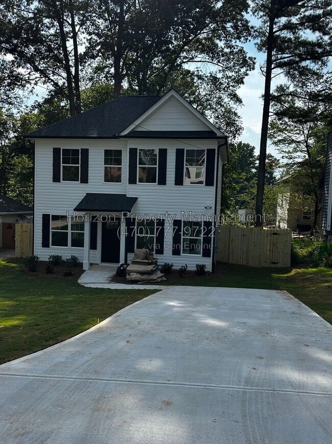 Building Photo - 2674 Fairlane Dr