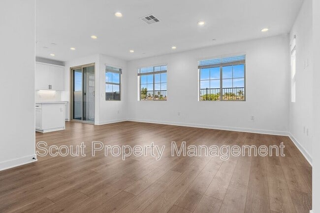 Foto del edificio - 26898 Rubicon Rd