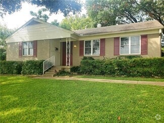 Building Photo - 585 Classen Dr