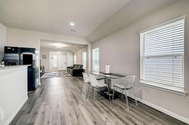 Foto del edificio - 25514 Woodmere Spur Ln