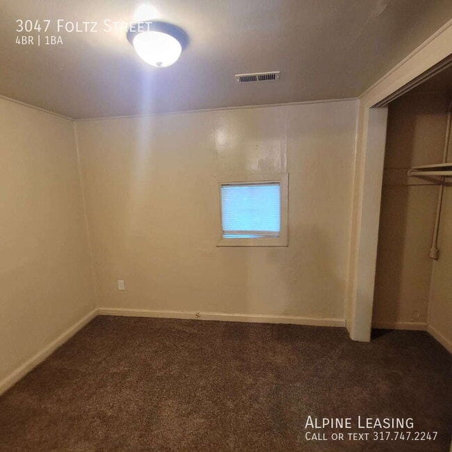 Building Photo - 3047 Foltz St