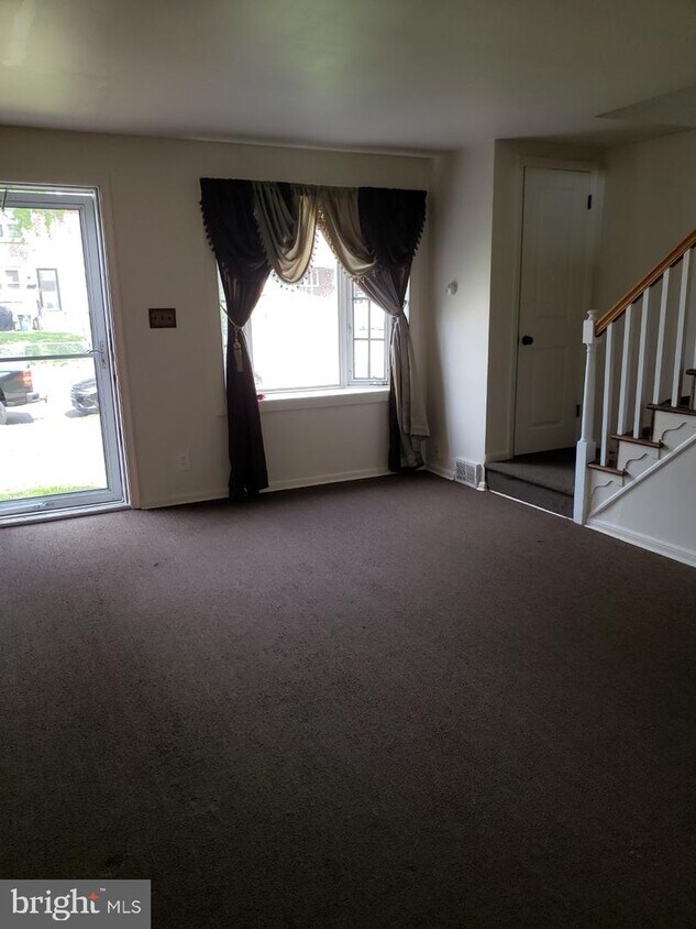 3009 Kent Rd, Folcroft, PA 19032 Townhome Rentals in Folcroft PA