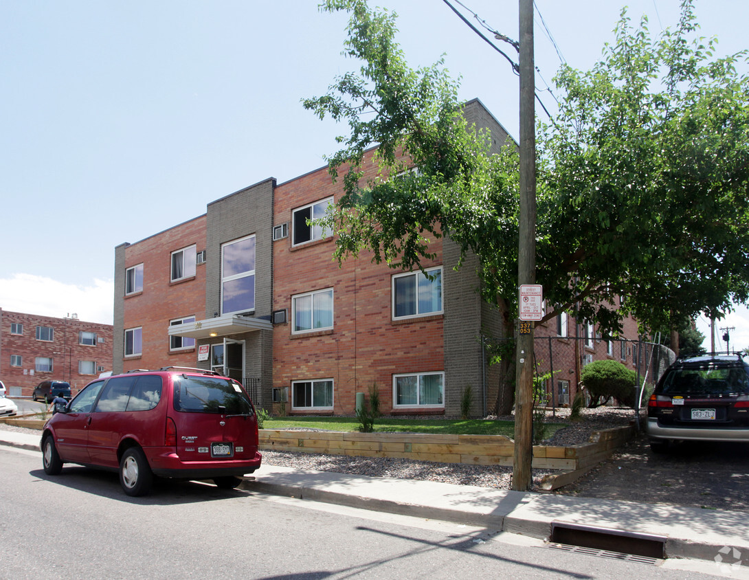 Spruce Apartments - Progress Park