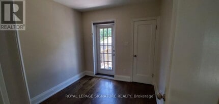 Building Photo - 118 Parkhurst Blvd