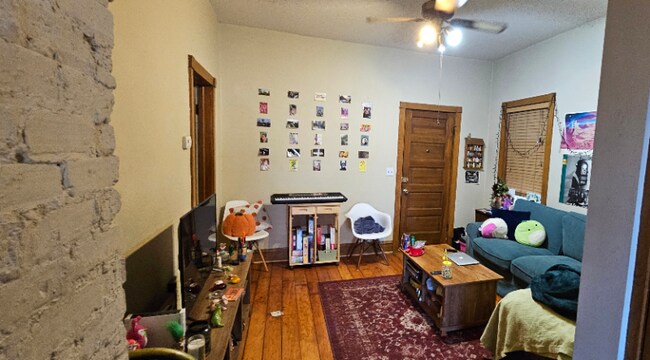 Foto del edificio - 3306 N Southport Ave