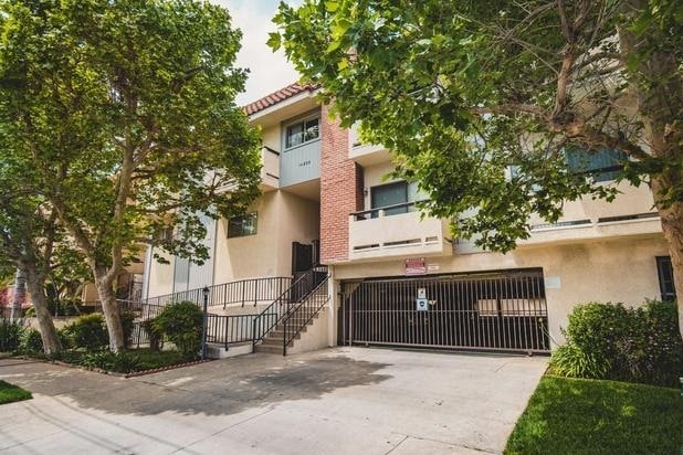 bldg - GRD - Magnolia Gardens