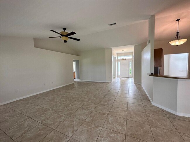 Building Photo - 1401 Vermouth Ln
