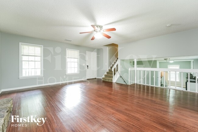 Building Photo - 5565 Westberry Ln