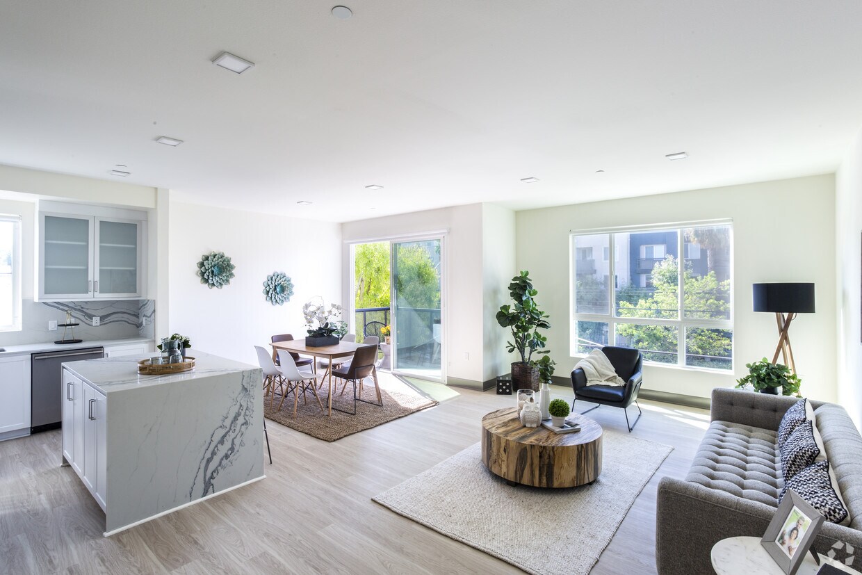 The 6800 at Warner Center Apartments Canoga Park, CA