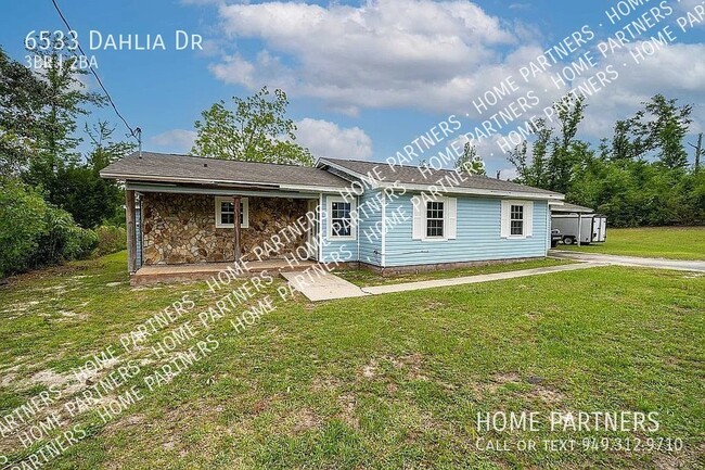Building Photo - Rent to Own Waterfront Home with $16,500 D...