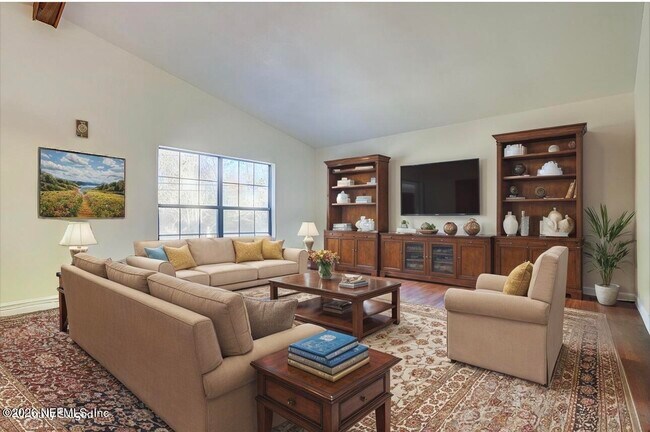 Foto del edificio - 726 Plainfield Ave