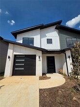Building Photo - 1122 Emilia Ave