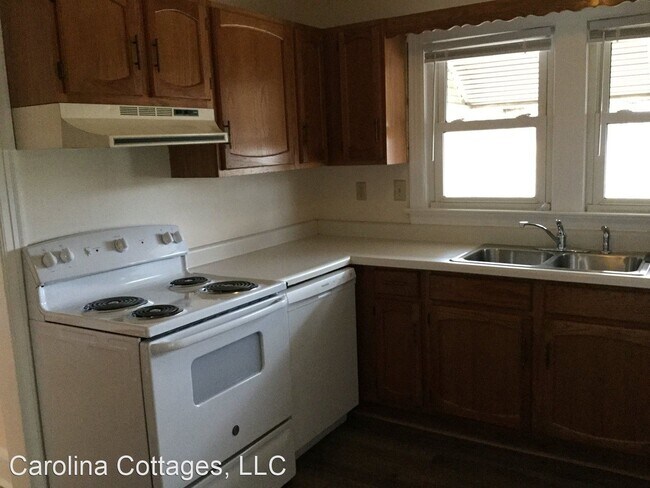 Building Photo - 2 br, 1 bath House - 90 Ridge Road