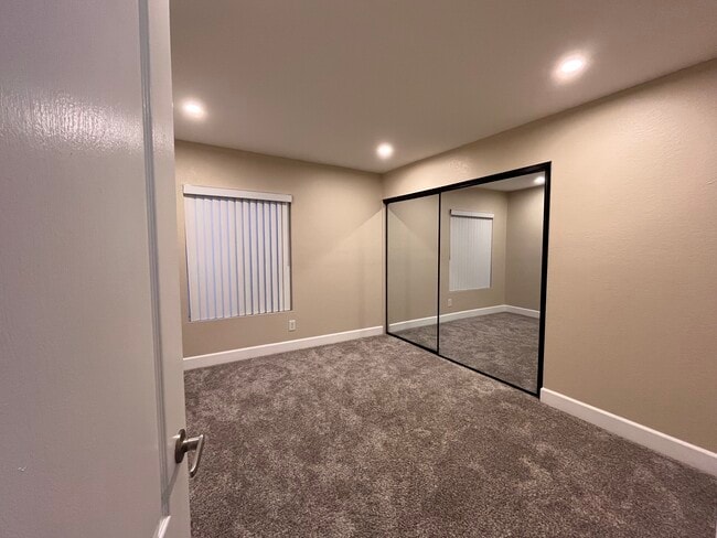 Building Photo - 1345 Cabrillo Park Dr
