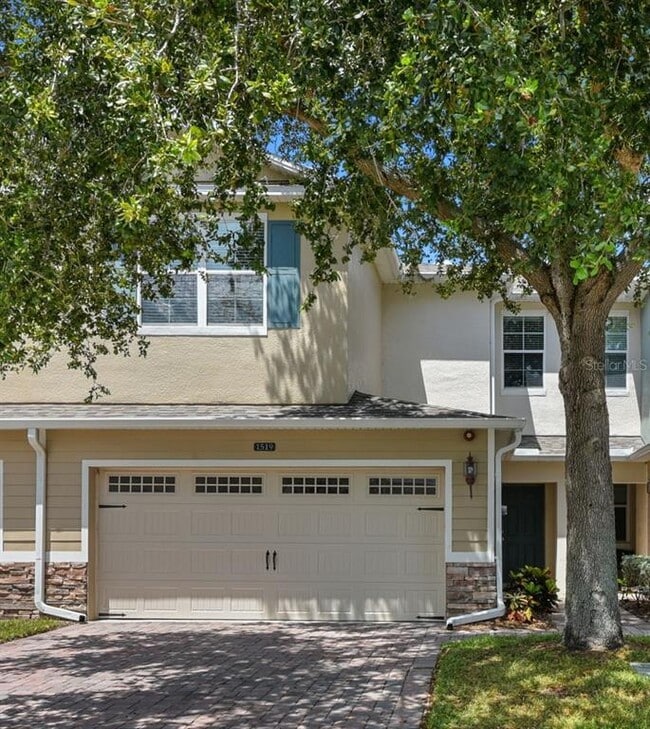 Building Photo - 1519 Priory Cir