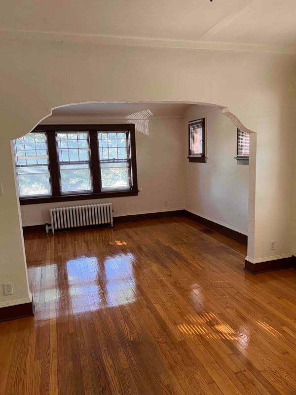 Building Photo - 4573 S Lake Dr