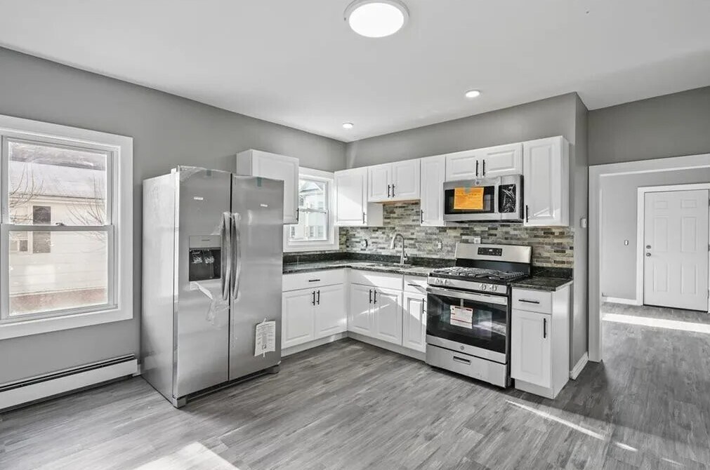 49 Ash St Unit 1, Pawtucket, RI 02860 Rentals in Pawtucket at 49 Ash St