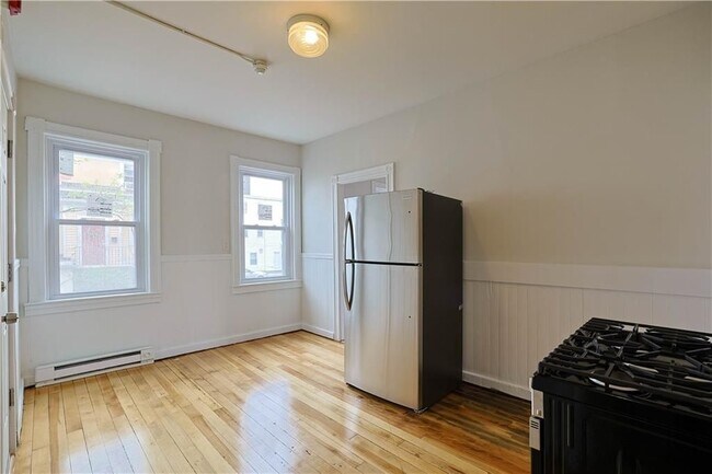 Foto del edificio - 56 Tell St