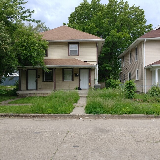 Building Photo - 2514 Columbia Ave