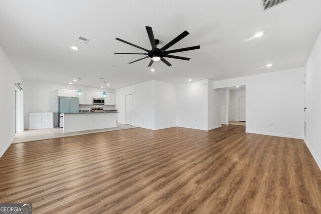 Foto del edificio - 131 College St