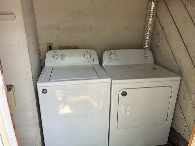 Foto del edificio - 408 Murat St