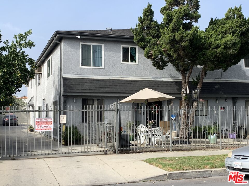 Primary Photo - 6911 Agnes Ave