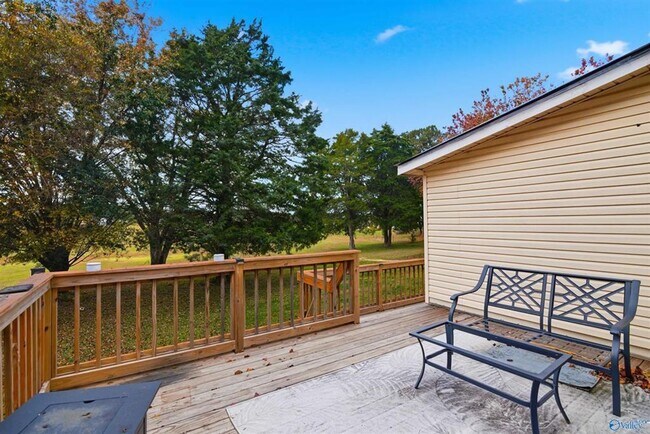 Foto del edificio - HOME FOR RENT IN PRICEVILLE, AL!