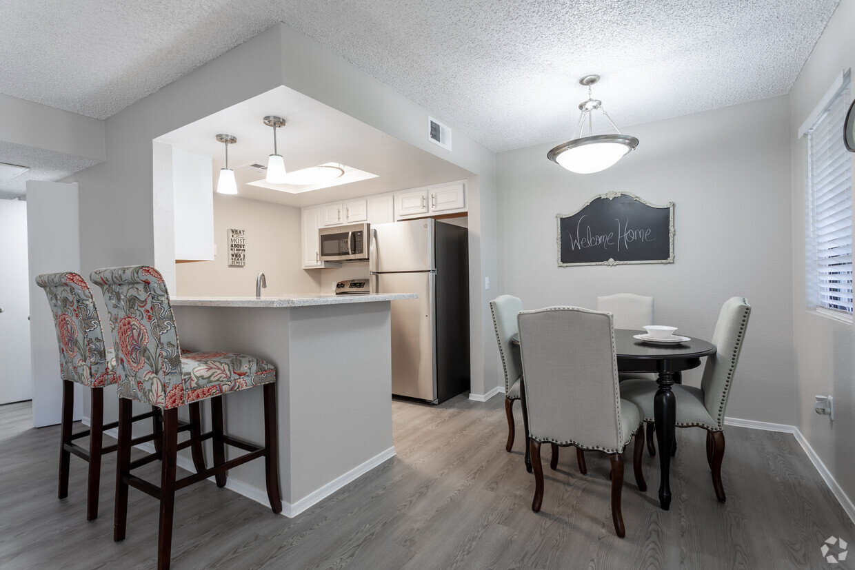 Foto principal - Starrview at Starr Pass Apartment Homes