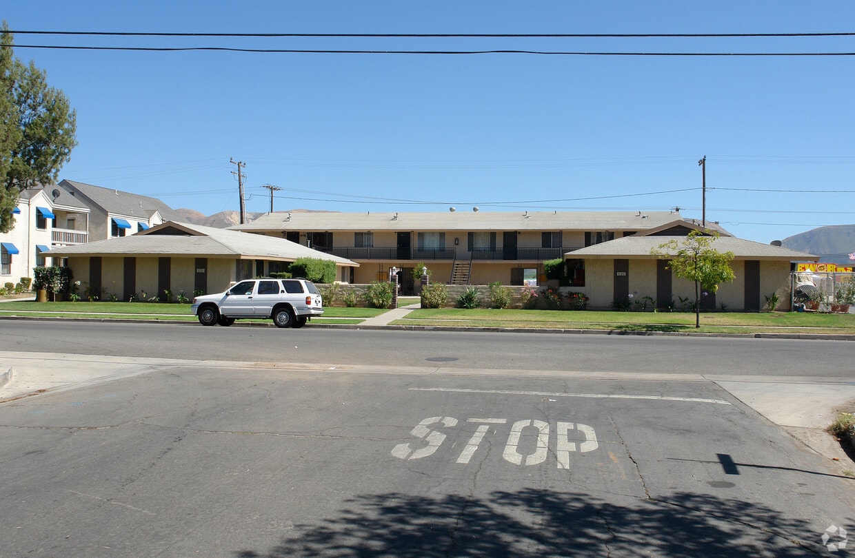 1120 El Paseo St, Fillmore, CA 93015 Apartments in Fillmore, CA