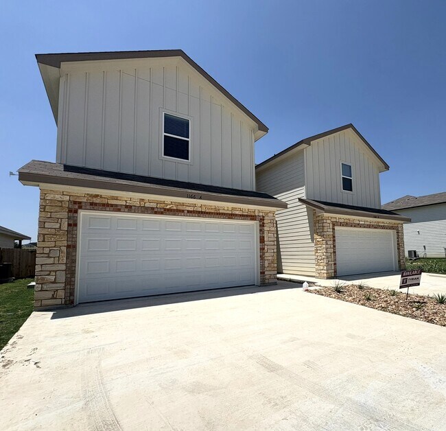 Foto del edificio - 1166 Lindsey Dr