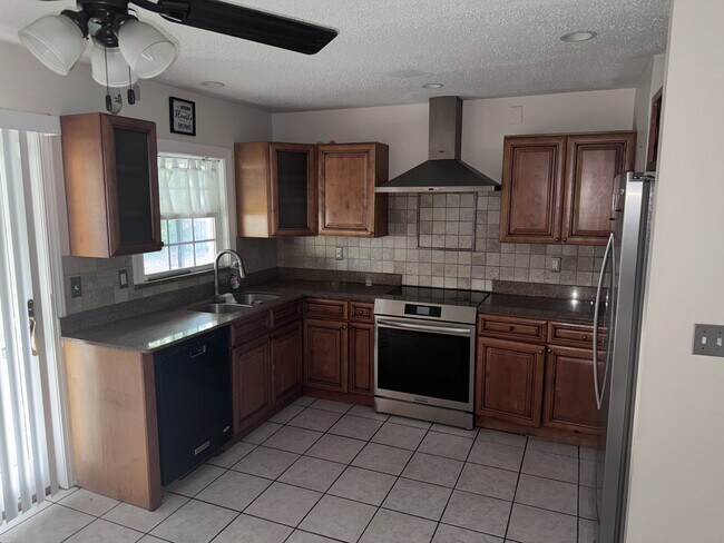 Building Photo - 262 Citrus Dr