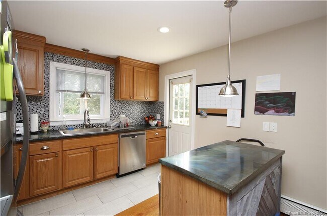 Foto del edificio - 18 Sunnyview Terrace