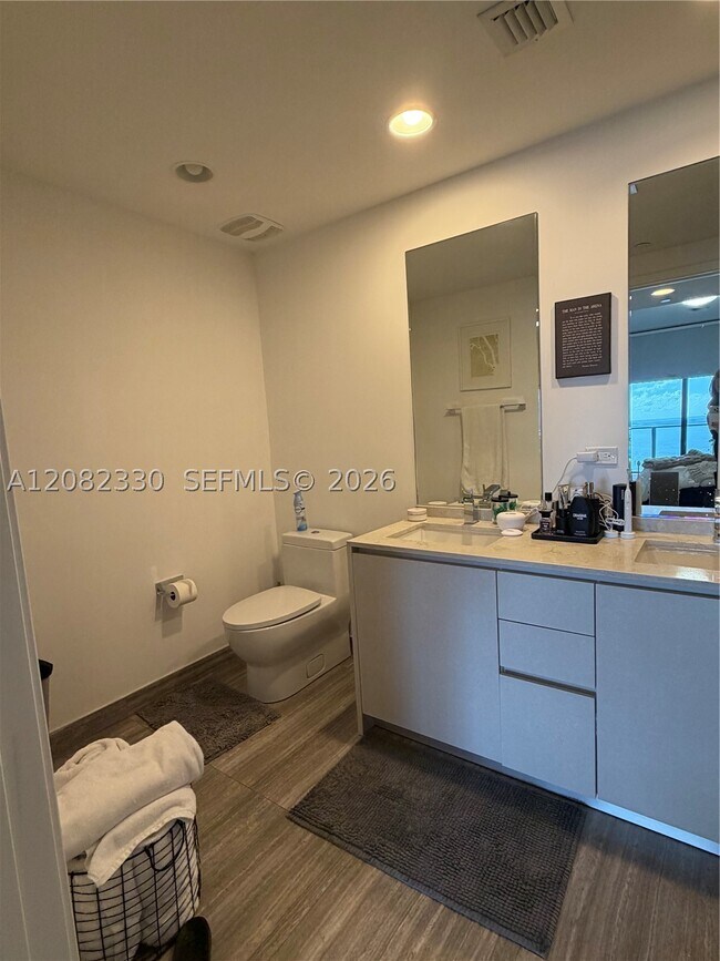 Foto del edificio - 1010 Brickell Ave