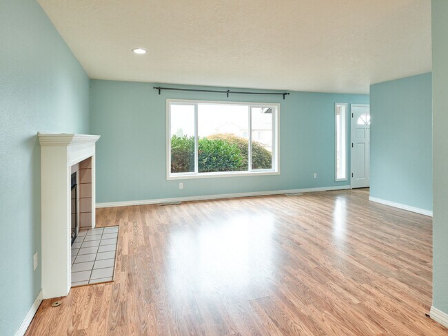 Foto del edificio - 5144 Klamath St SE