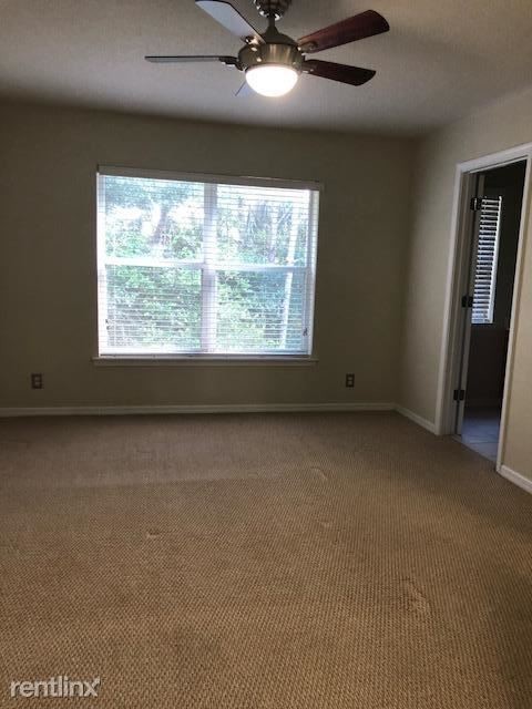 Building Photo - 2 br, 2.5 bath Townhome - Verona Lakes