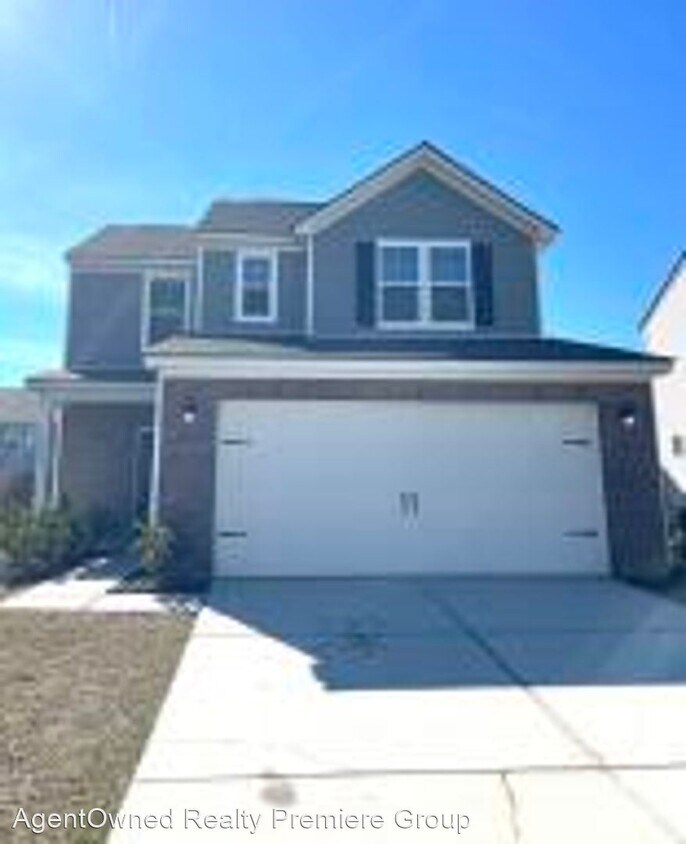 Foto principal - 3 br, 2.5 bath House - 175 Daniels Creek C...