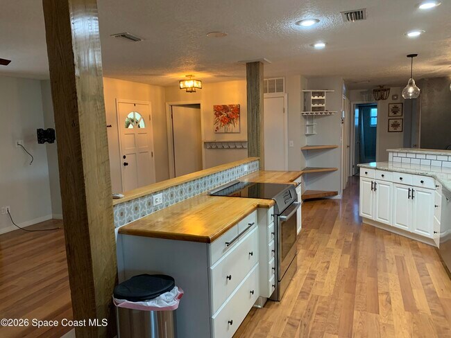 Foto del edificio - 920 Briarwood Blvd NE