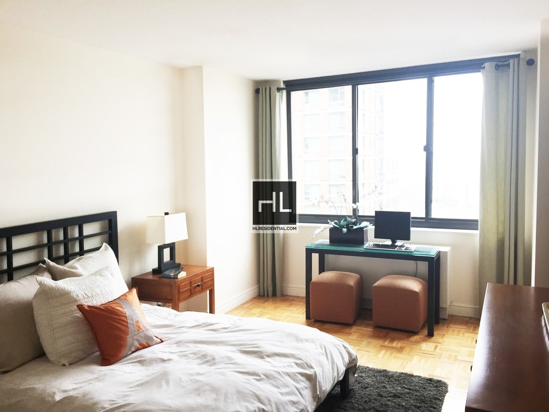 Foto principal - 205 E 95th St