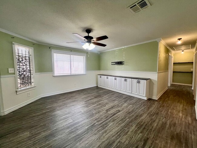 Building Photo - Myrtle Beach - 3 Bedroom / 2 Bath Condo