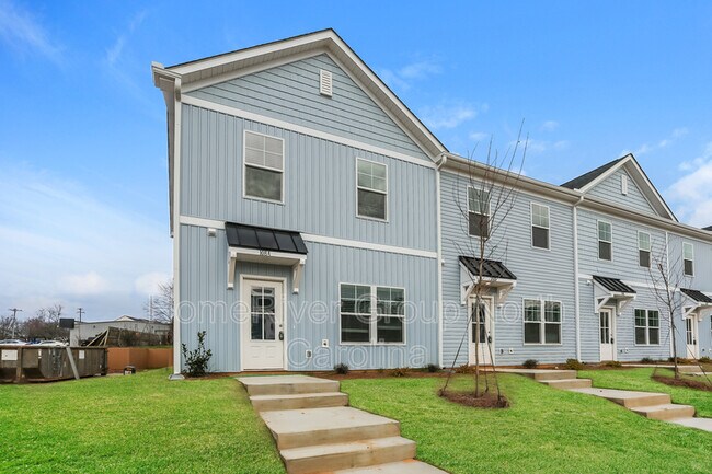 Building Photo - 108 Dogwood Ln