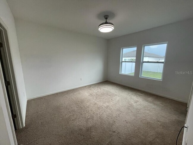 Foto del edificio - 334 Eaglecrest Dr