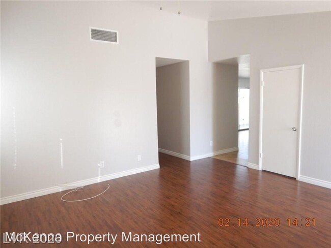 Building Photo - 3 br, 2 bath House - 6016 W. Montecito Way