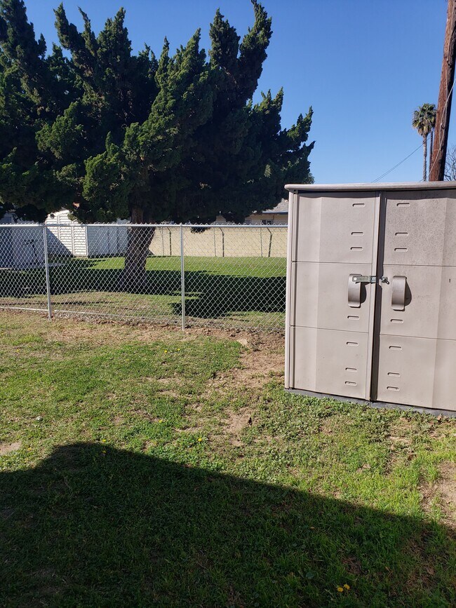 Building Photo - 25115 Ebony Ln