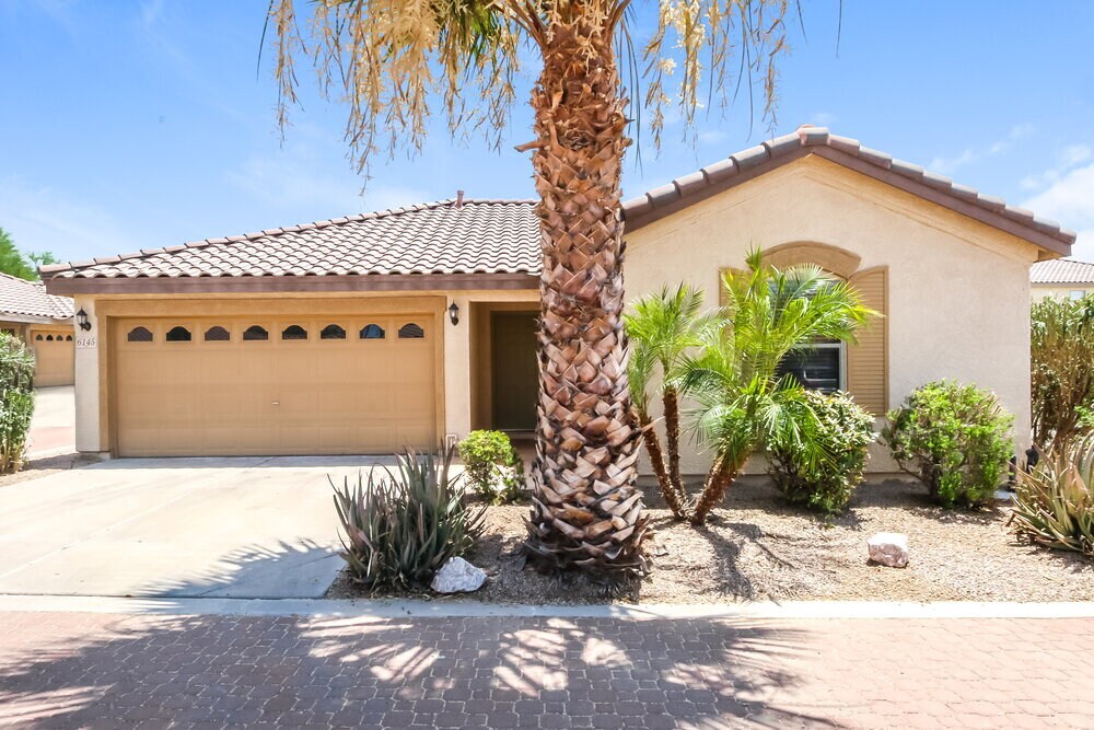 Foto principal - 6145 S Wilson Dr