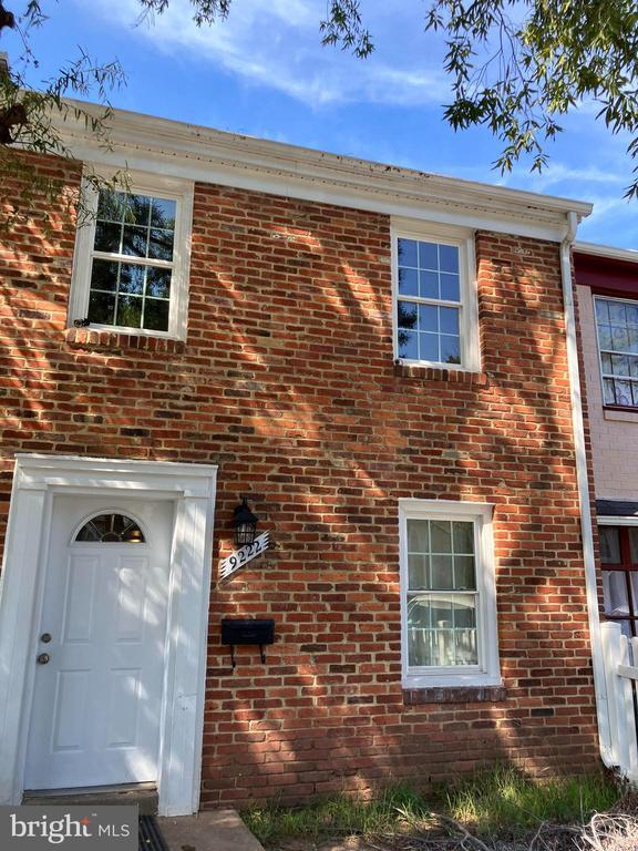 Building Photo - 9222 Byrd Dr