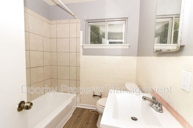 Foto del edificio - 2907 Kendale Dr